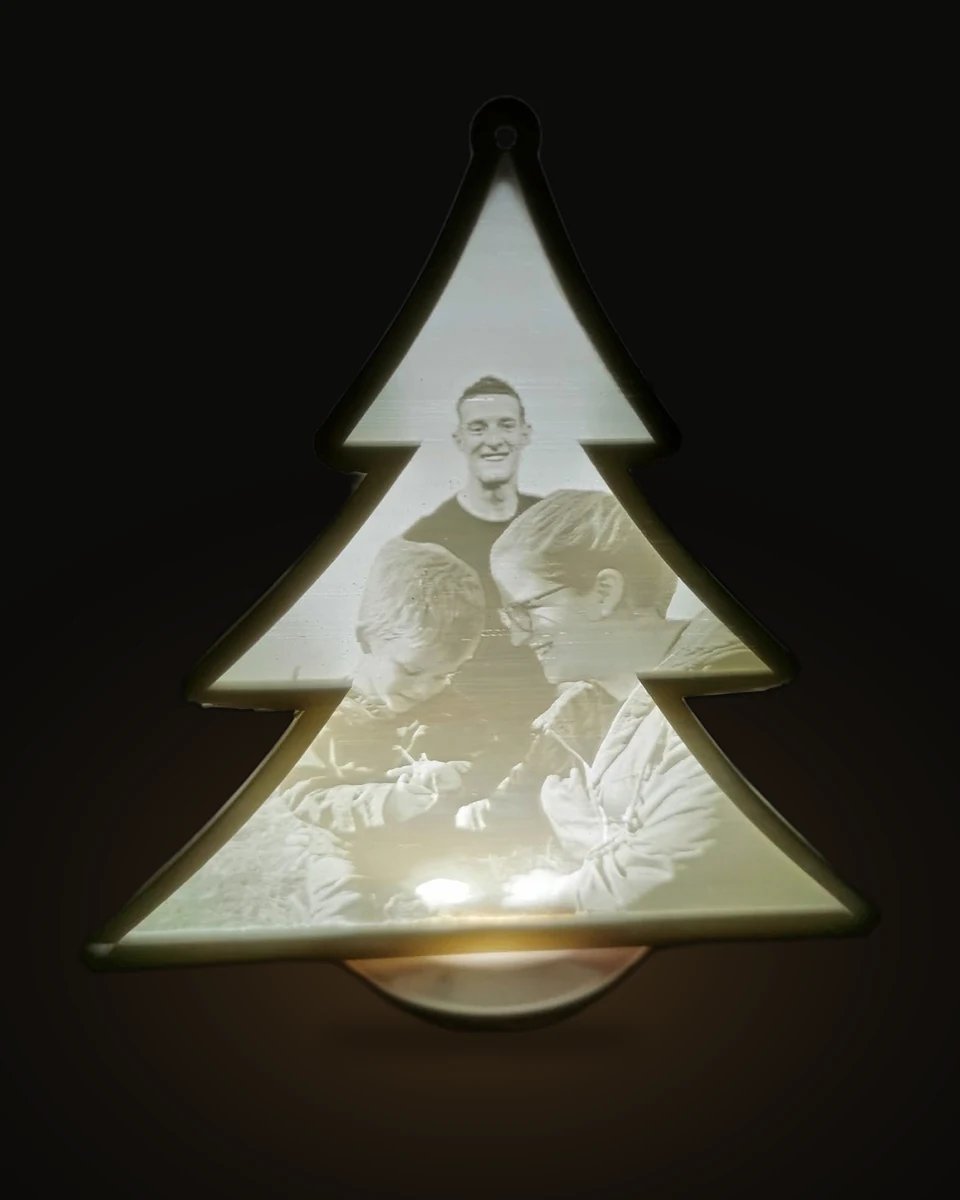 Stromček LED — 3D tlač PLA, 25 €